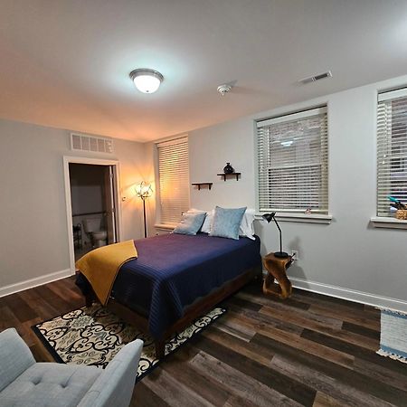 Cute + Cozy Studio At The Inman - 207 Champaign Exterior photo