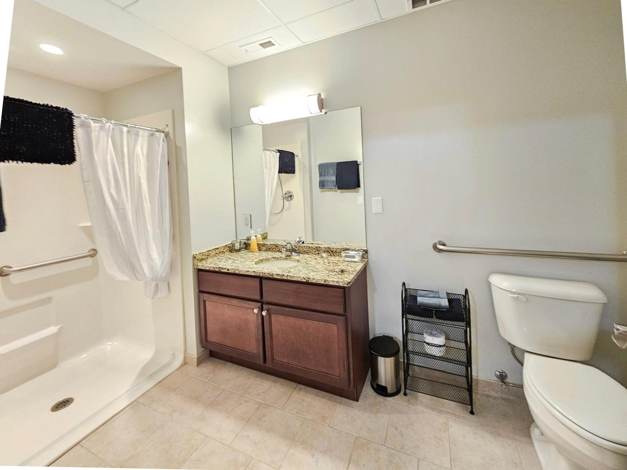 Cute + Cozy Studio At The Inman - 207 Champaign Exterior photo